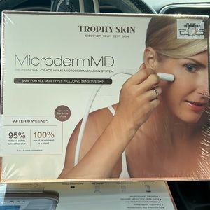 NWT original sealed box. professional grade home microdermabrasion set.